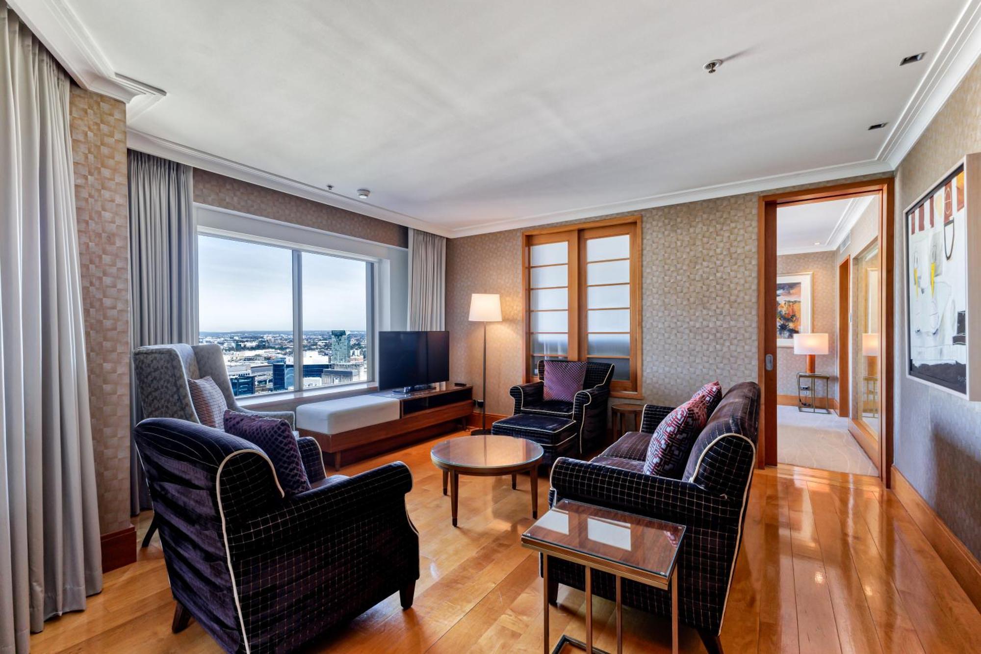 Amora Hotel Jamison Sydney Ngoại thất bức ảnh A suite at the hotel