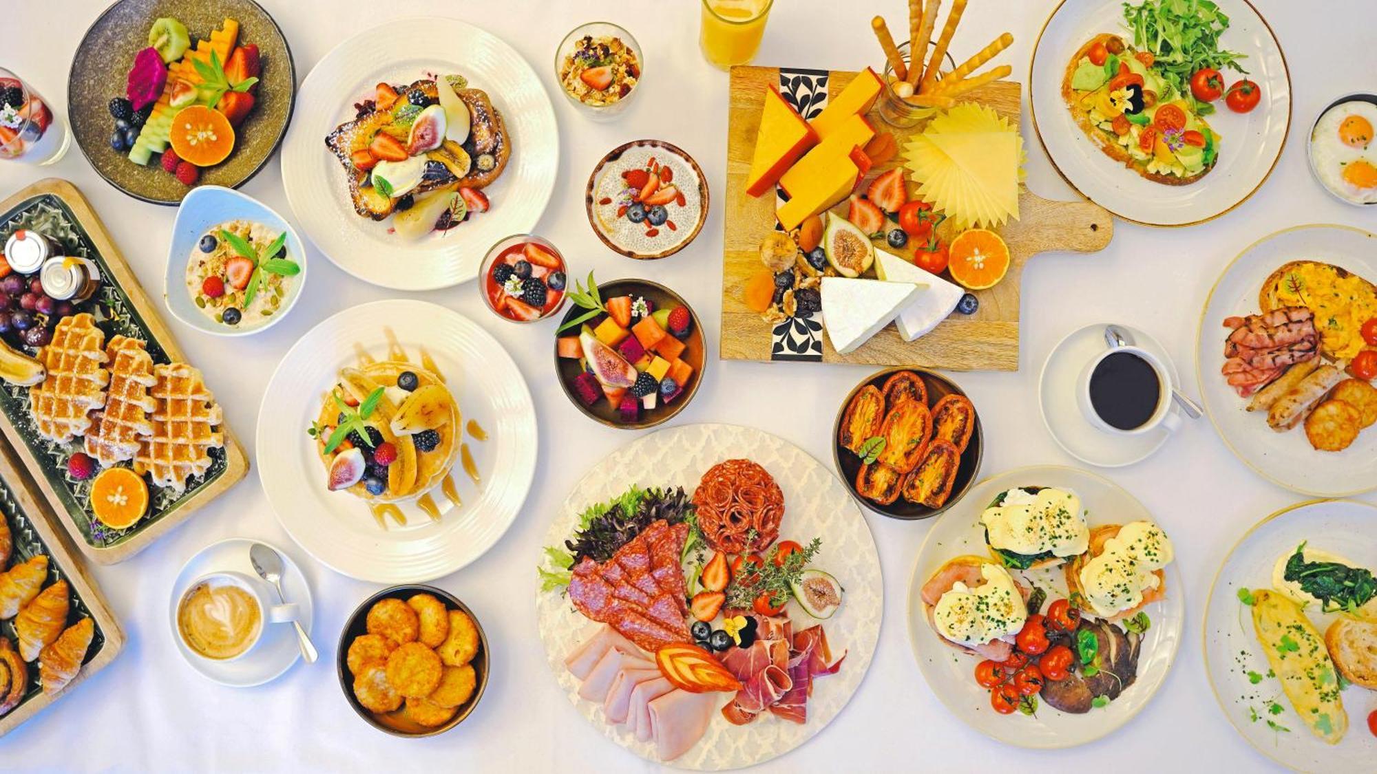 Amora Hotel Jamison Sydney Ngoại thất bức ảnh A selection of European cuisine